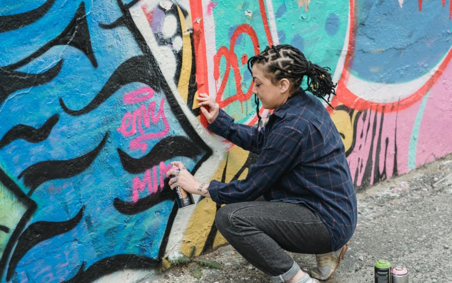 Esempi di tecniche di disegno e composizione per concept art